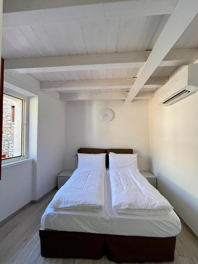 Appartamenti Le Tre Rose Torbole Sul Garda Eksteriør billede